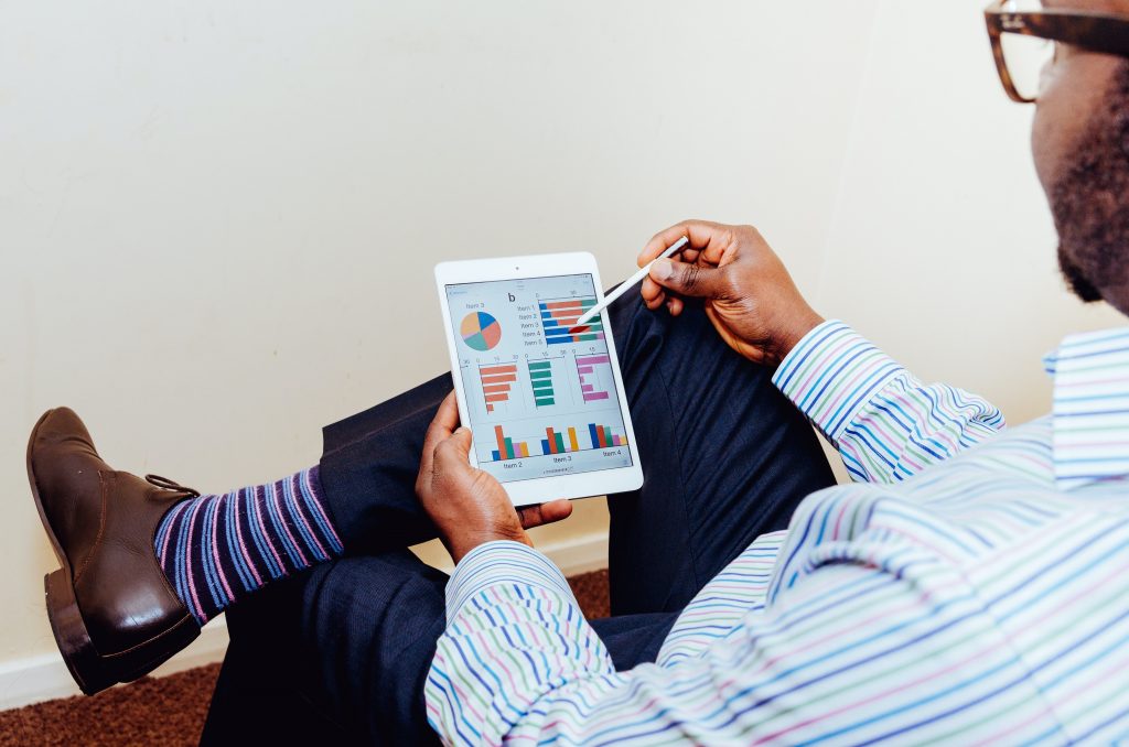 data visualization tools improve decision-making